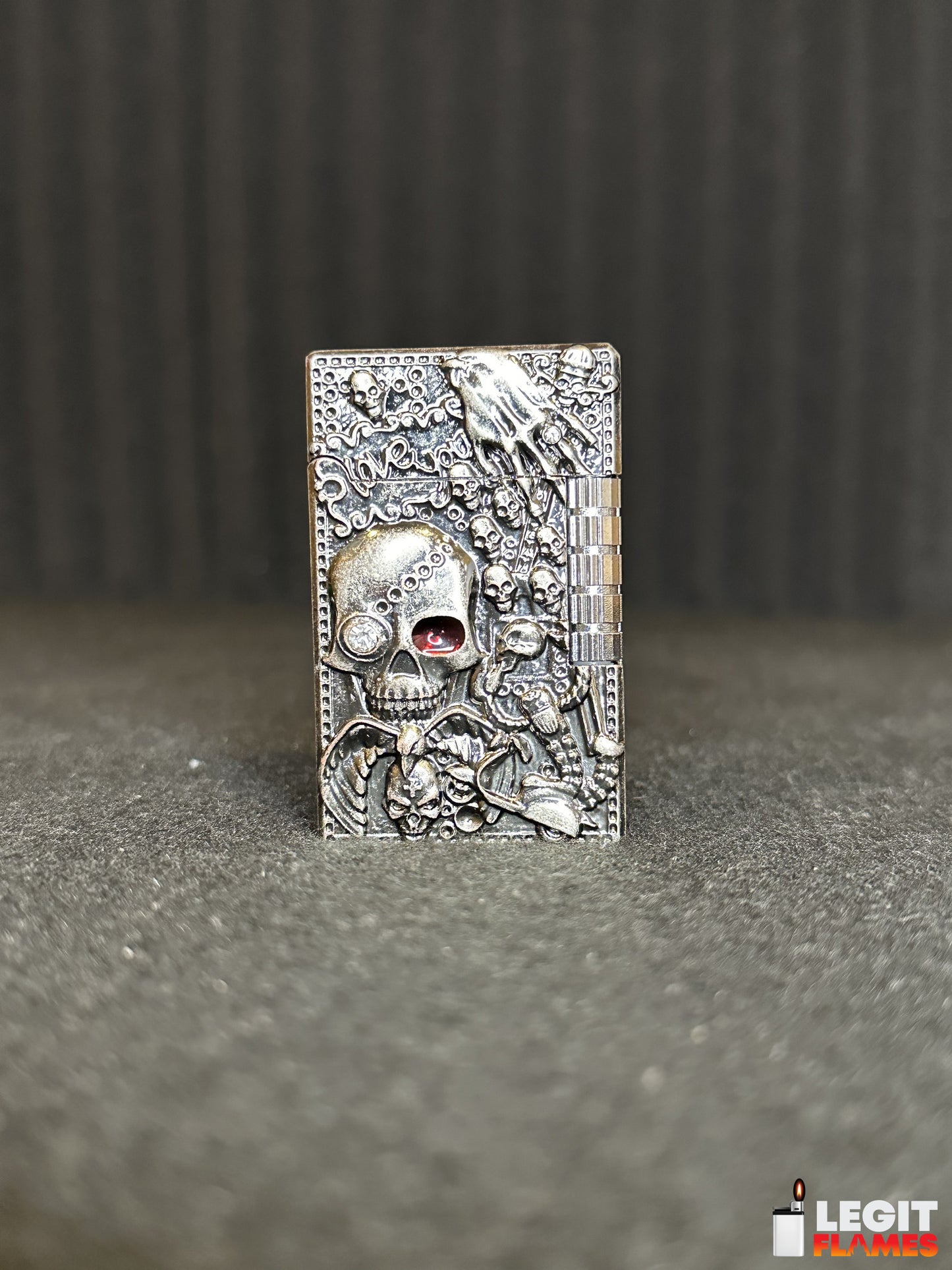 Skull Lighter